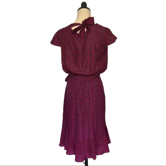 ModCloth Yumi Pleated Draped Cowl Dress | 0/2 - Picture 4 of 8